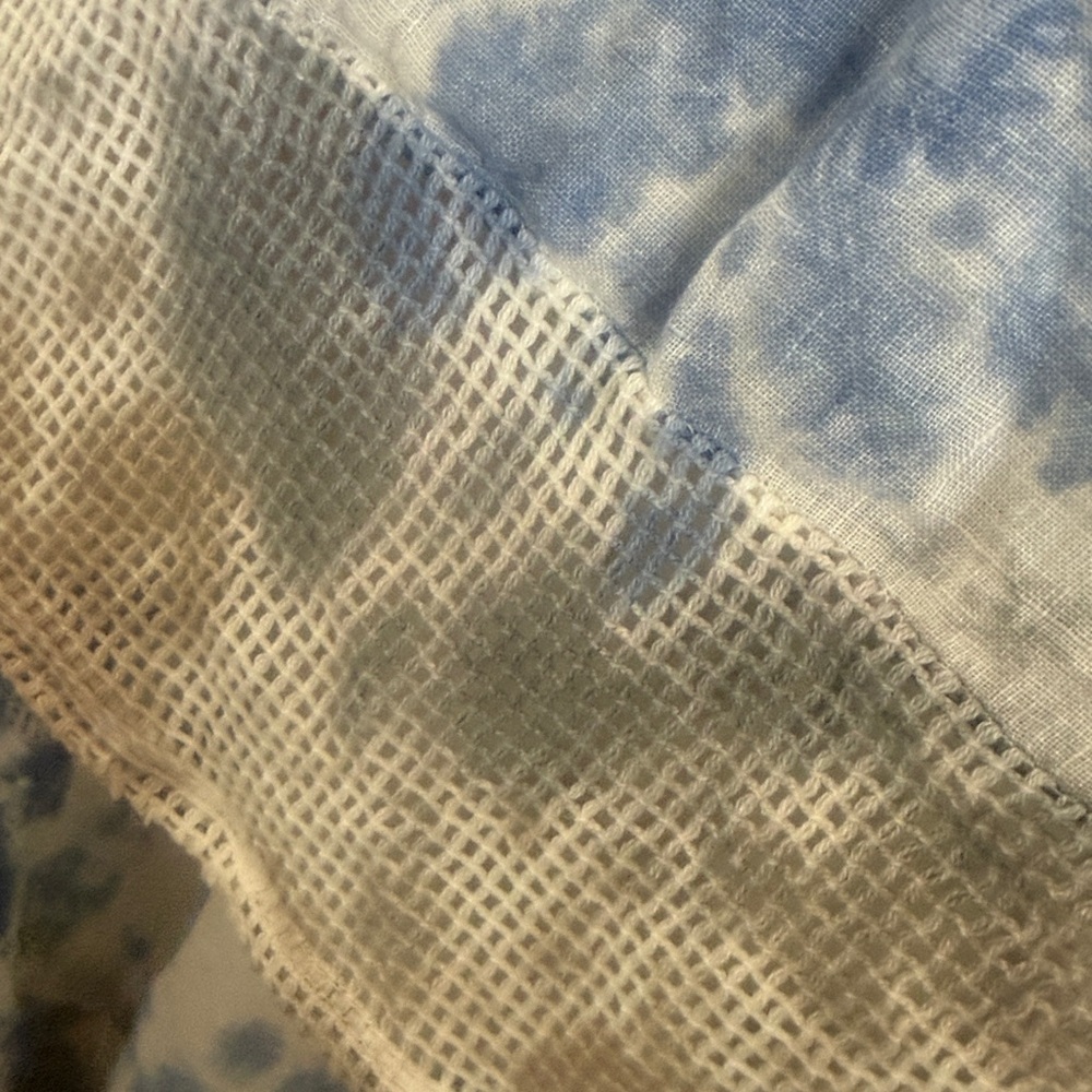 BELLE FRANCE NWOT BLUE tie-dye hi/ low pop over tunic blouse - Picture 5 of 8